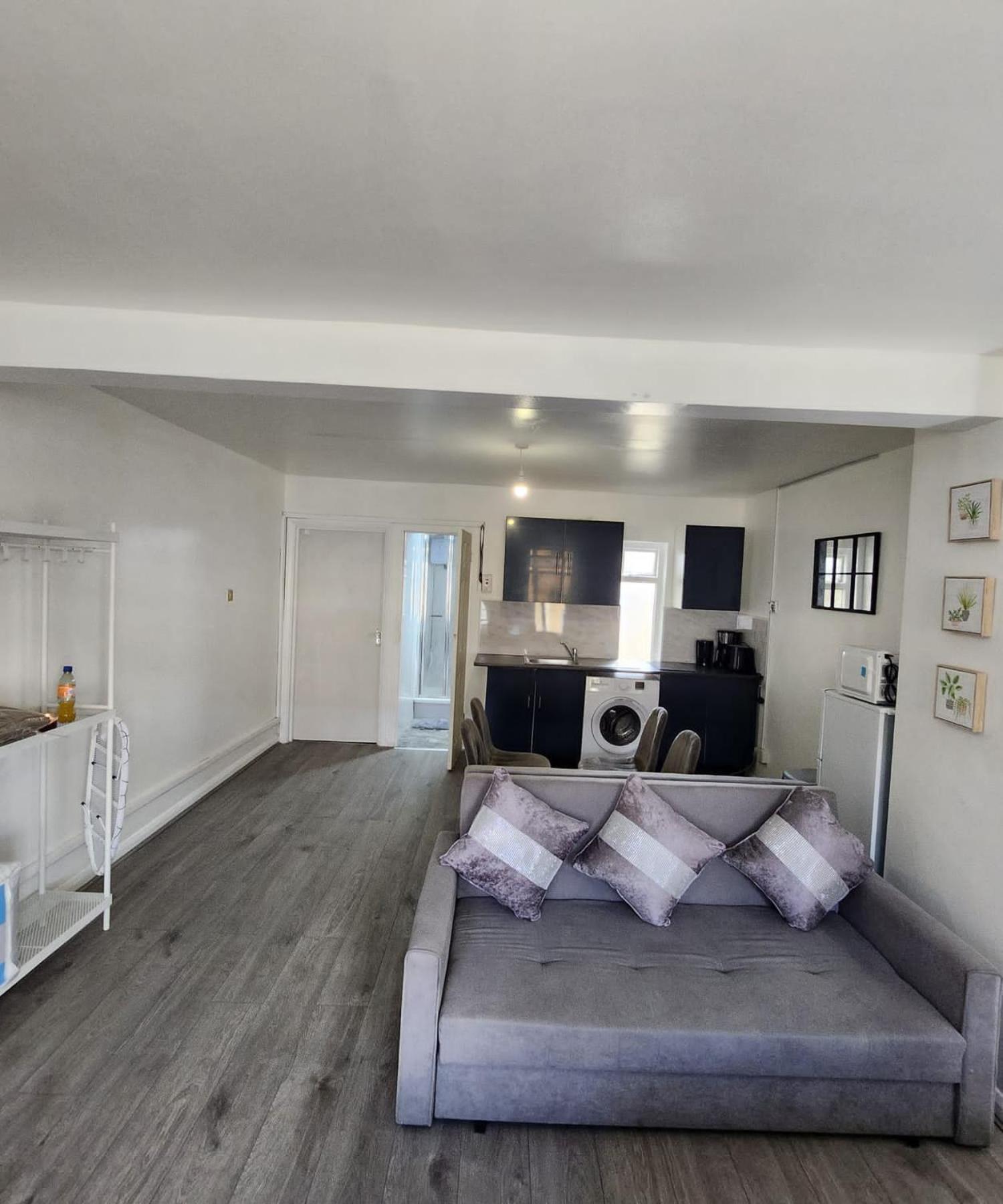 New Deluxe Studio Apt-2 Londra Dış mekan fotoğraf